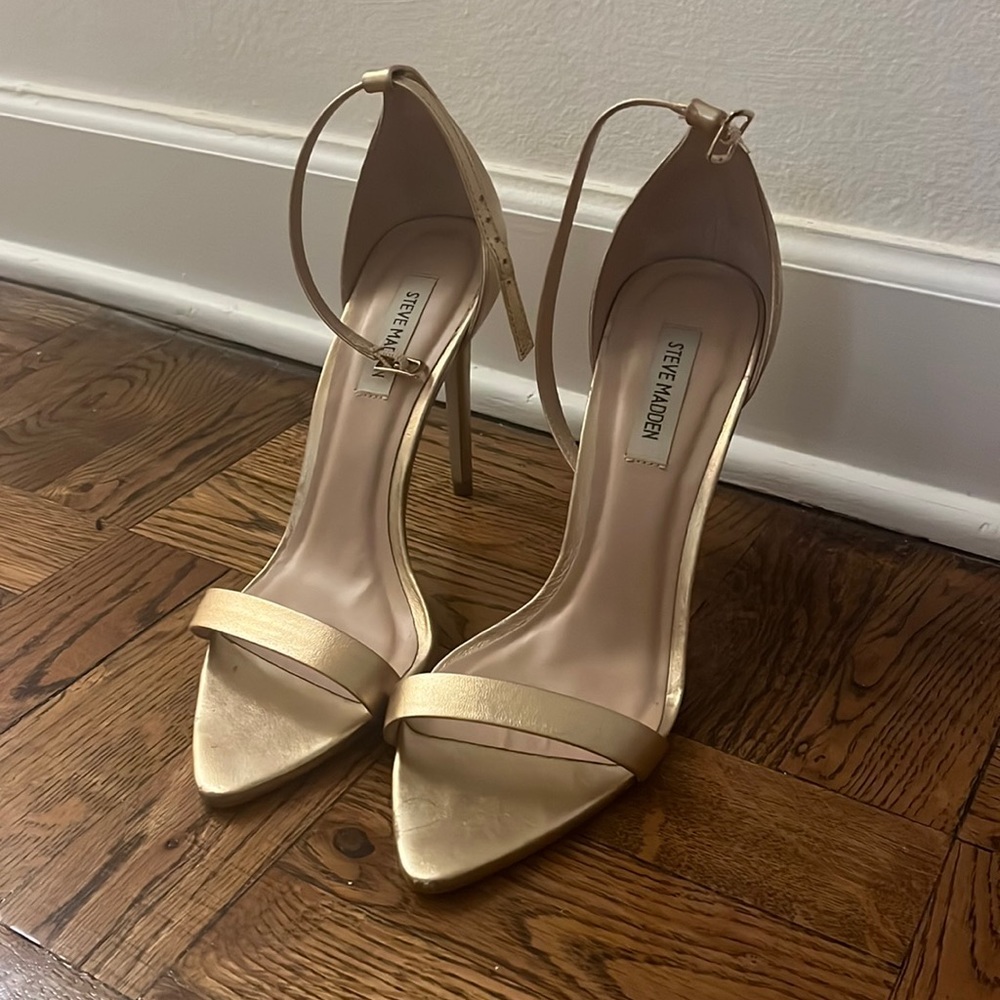Steve Madden Gold Heels